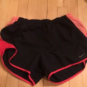Bike short black red peach